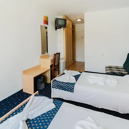 Hotel Sunny Breeze - Free Parking