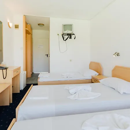 Hotel Sunny Breeze - Free Parking Sunny Beach